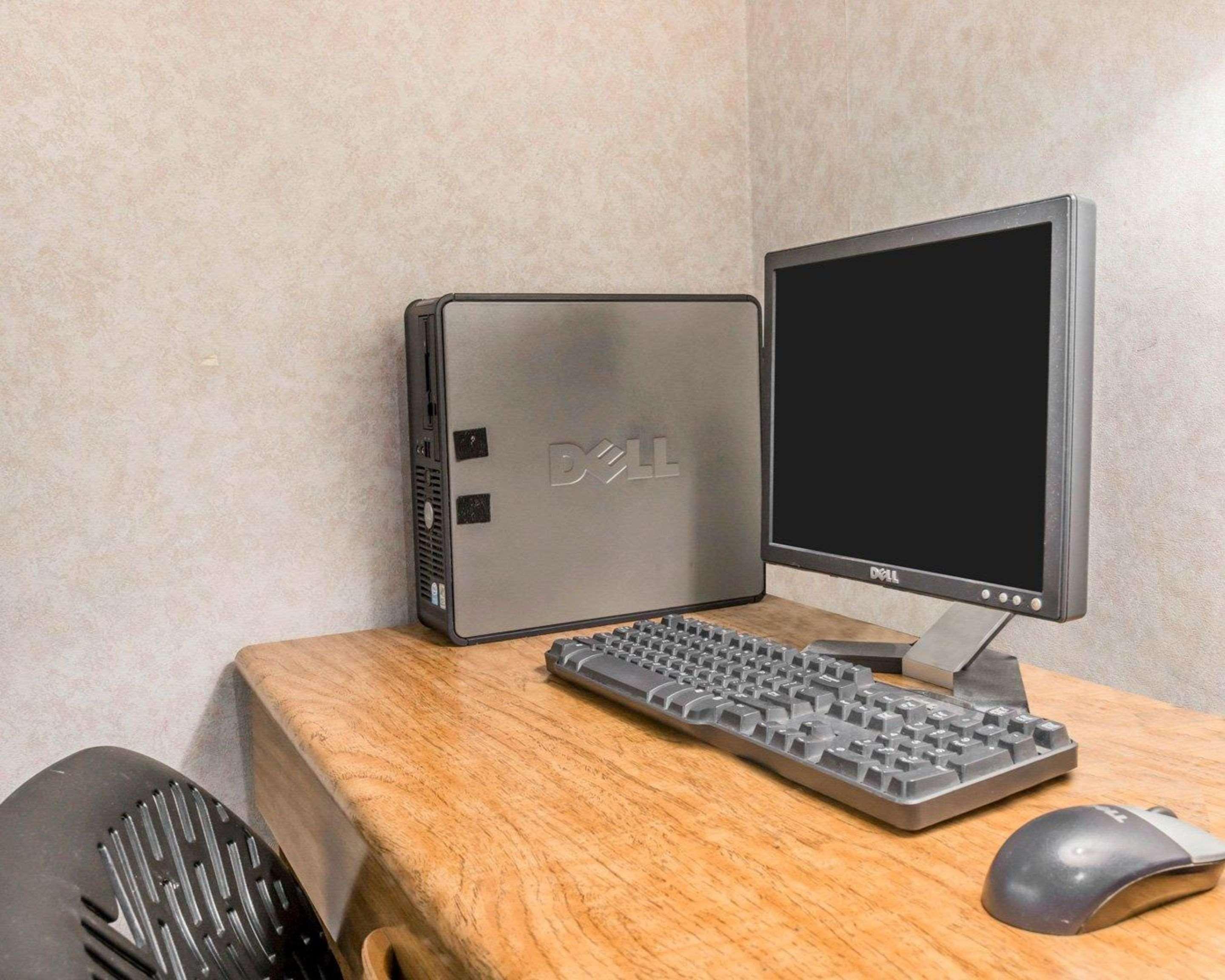 Quality Inn Grand Rapids North Уолкер Экстерьер фото